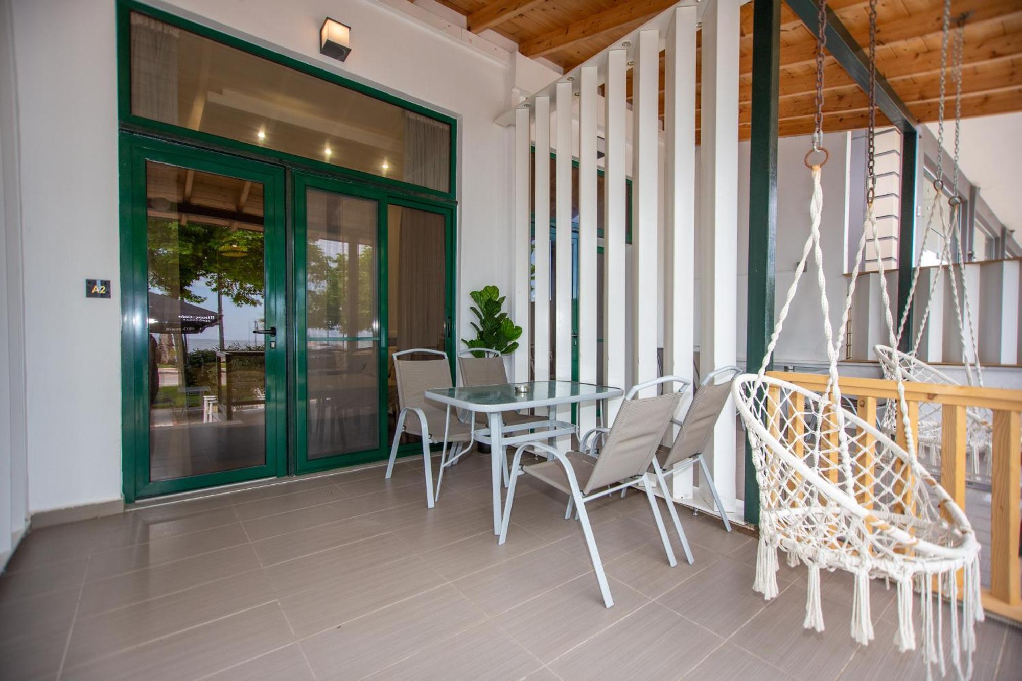 Sophia Seaview Suites & Restaurant Неа-Врасна Экстерьер фото